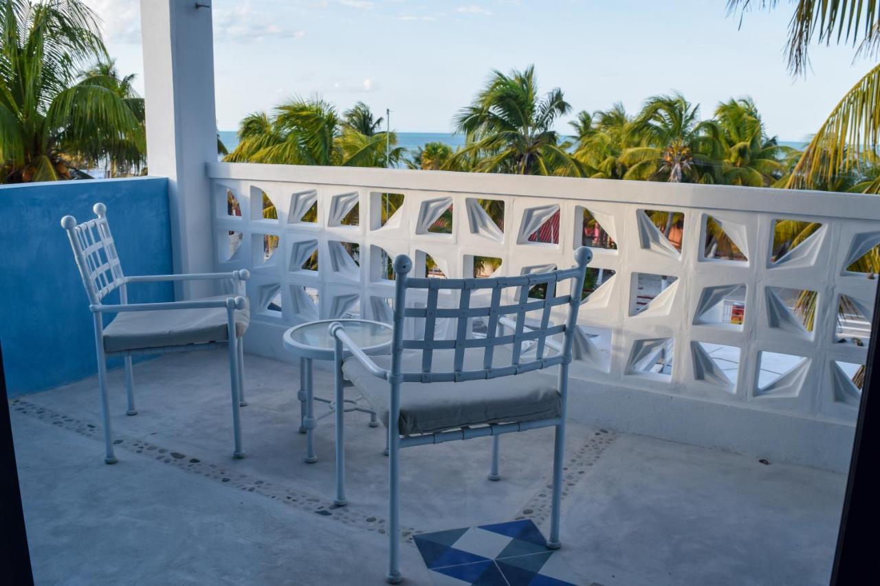 Apartamentos Del Mar El Cuyo Luaran gambar